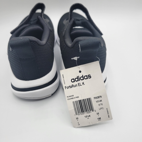 Adidas youth shoes - Picture 4 of 4